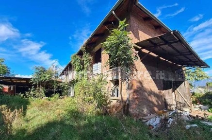 Rustico - casale all'asta corso Torino, 398, Pinerolo