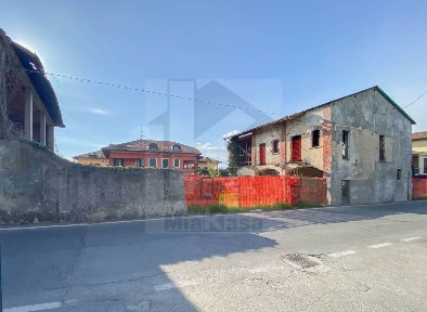 Rustico via Repubblica 11, Centro, Castelletto Sopra Ticino