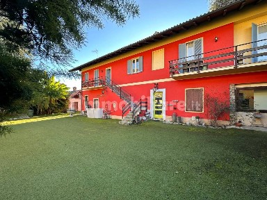 Casale via Borgomanero 20, Paruzzaro