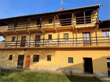 Rustico Giacomo Leopardi, Divignano