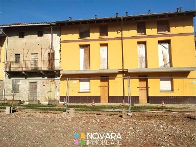 Rustico, nuovo, 98 m², Nibbiola