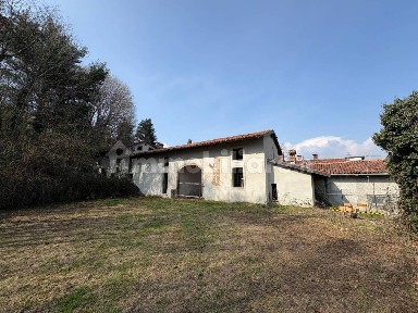 Pinerolo, Strada ai Losani