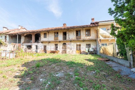 Rustico via Martini 10, Piscina