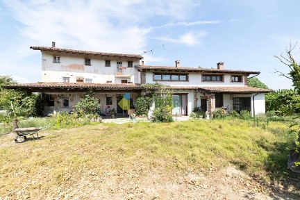 Casale, buono stato, 465 m², Vicolungo