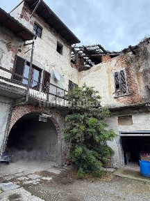 Rustico corso Camillo Benso di Cavour, Vespolate
