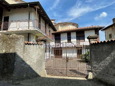 Rustico, buono stato, 300 m², Centro, Castelletto Sopra Ticino