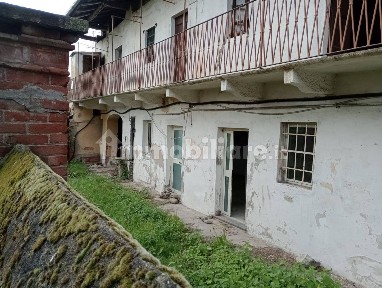 Rustico via Galli, Centro, Varallo Pombia