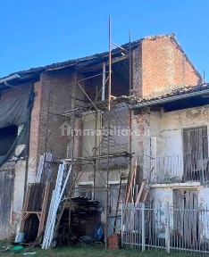 Rustico via Oscar Borgesa 27, Centro, Avigliana
