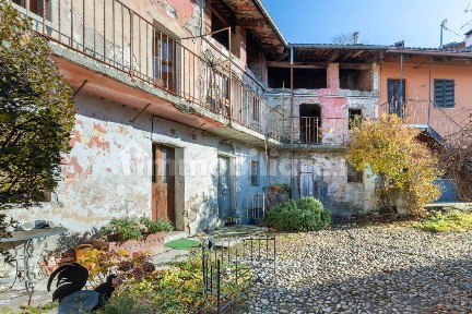Rustico via Tetti Benna, San Mauro Torinese