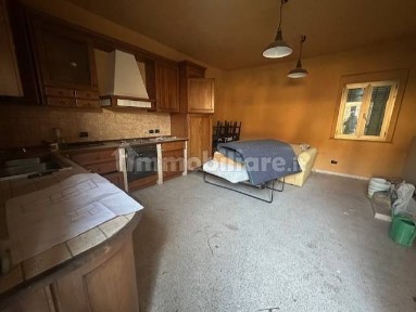Cascina, da ristrutturare, 150 m², Cerano