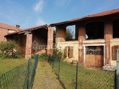 Casa colonica via Santa Maria, Centro, Scalenghe