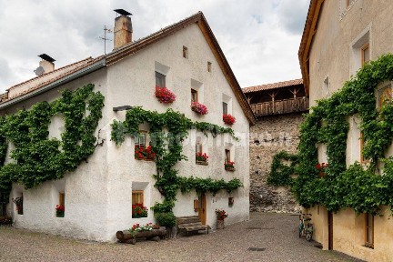 Rustico - casale all'asta via del Castello, 8, Palazzo Canavese