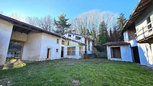 Rustico via Giorgio Davico 100, Collina, Pinerolo