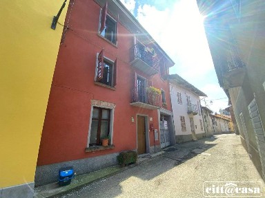 Cascina, ottimo stato, 365 m², Lauriano