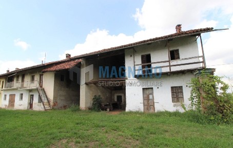Cascina, buono stato, 400 m², Cavour
