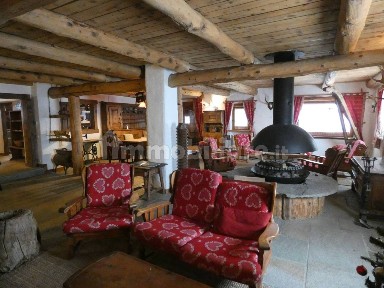 Chalet Strada Provinciale del Sestriere, Sestriere