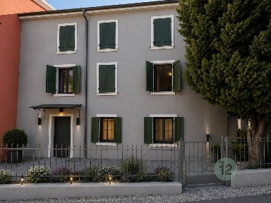 Villa a schiera via Roma, Centro, Medolla