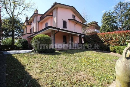 Villa a schiera 5 locali, buono stato, Fiorano, Fiorano Modenese