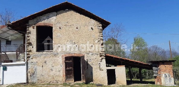 Cascina via Ai Monti San C., Tavernette, Cumiana