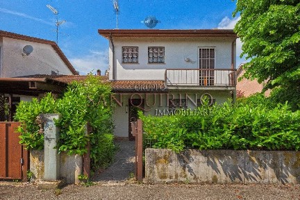 Novi di Modena, Via Buonarroti, 48