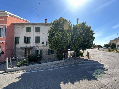 Villa a schiera via Roma, Centro, Medolla