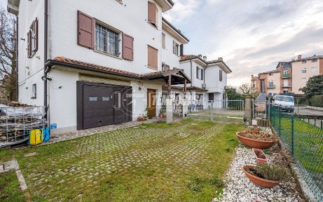 Castelfranco Emilia, Via Savioli 34