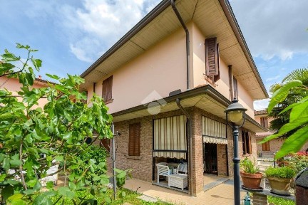 Villa a schiera via claudia 5558, Formica, Savignano sul Panaro