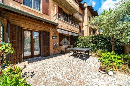Villa a schiera via A. Jori Lisiat 130, Baggiovara, Modena