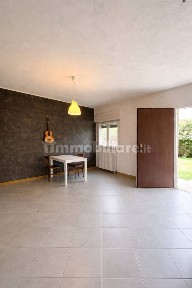 Villa a schiera via Giuseppe Di Vittorio, Massa Finalese, Finale Emilia
