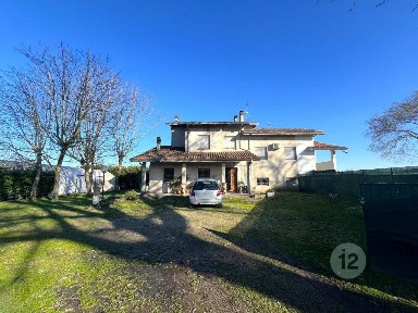 Villa a schiera via Massara, Mirandola