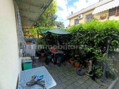 Villa a schiera via Trento e Trieste 77, Centro, Formigine