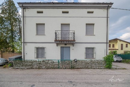 San Felice sul Panaro, Via Dogaro 4177