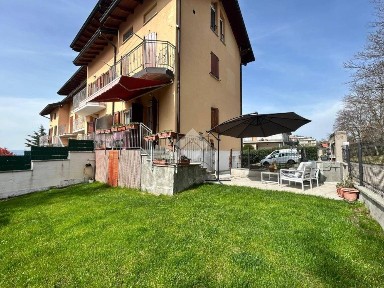 Villa a schiera via Cimone 18, Pianelli, Pavullo nel Frignano