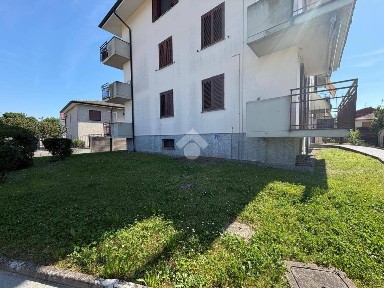 Trilocale via Magnaghi 25, Casorate Primo
