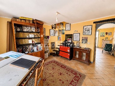 Trilocale via del Popolo 19, Centro, Vigevano