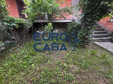 Villa a schiera 5 locali, da ristrutturare, Centro, Formigine