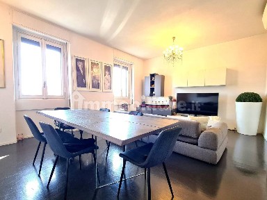 Appartamento viale 11 Febbraio 2, Centro Storico, Pavia