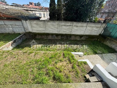 Quadrilocale via Fratelli Cagnoni 33, Semicentro, Vigevano
