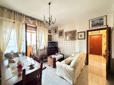 Vigevano, Via Liguria, 10