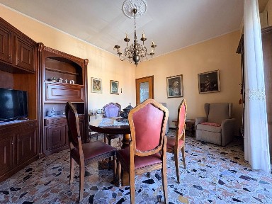 Trilocale via Alessandria 25, Crosione, Pavia