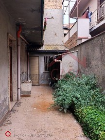 Mileto, Via Giuseppe Mesiano, 17