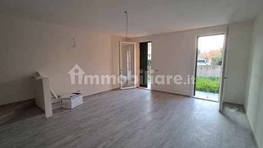 Villa a schiera 4 locali, nuova, Mortizzuolo Ponte San Pellegrino, Mirandola