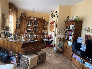 Appartamento ottimo stato, primo piano, Centro, Mortara