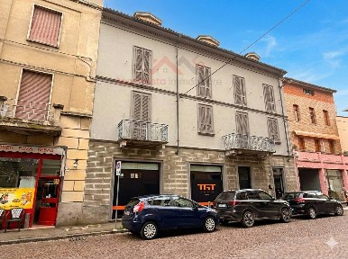 Voghera, Via Emilia, 243