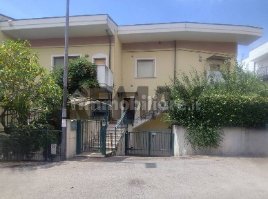 Villa a schiera via Monte Velino 3, Ospedale, Pescara