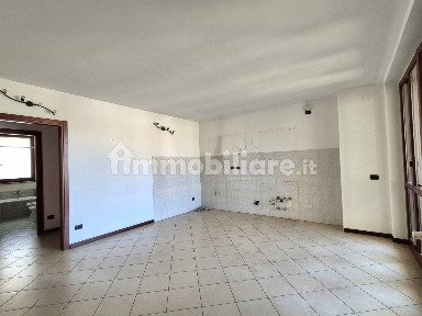 Bilocale via Primo Levi 28, Landriano