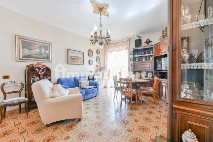Trilocale via Giosuè Carducci, Centro, Siziano