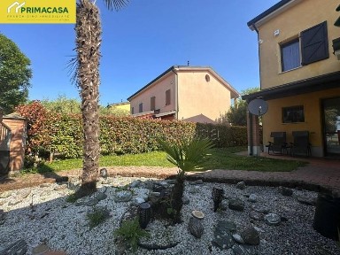 Villa a schiera 3 locali, ottimo stato, Remesina - Pezzana, Carpi