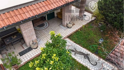 Villa a schiera 5 locali, ottimo stato, Centro, Vignola