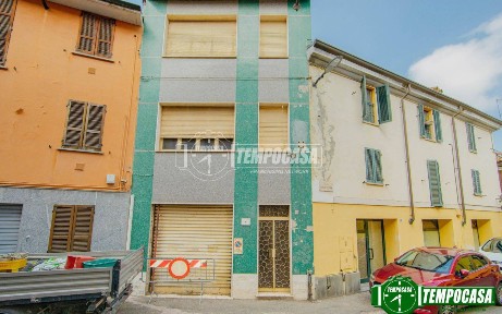 Quadrilocale via Carlo Pezzani, Centro Storico, Voghera